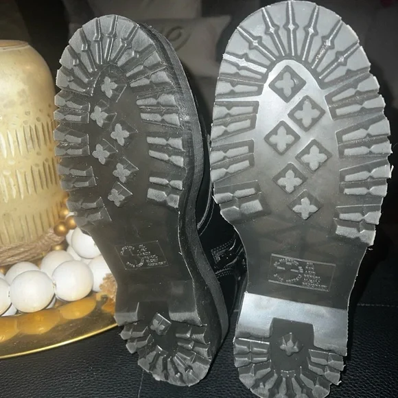 Doc Marten Air Wair Jadon Black Leather Platform Boots Women’s Size 8 - Picture 7 of 7